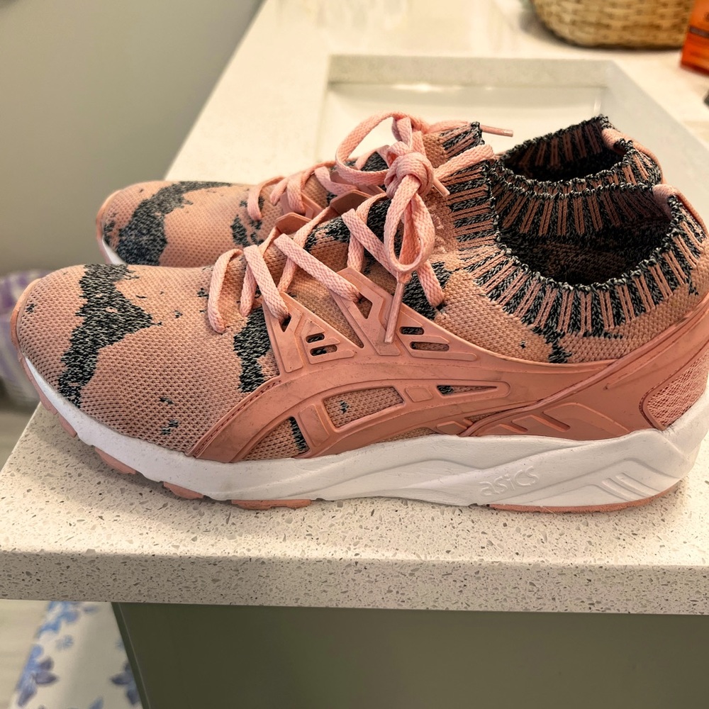 Women’s Shoes